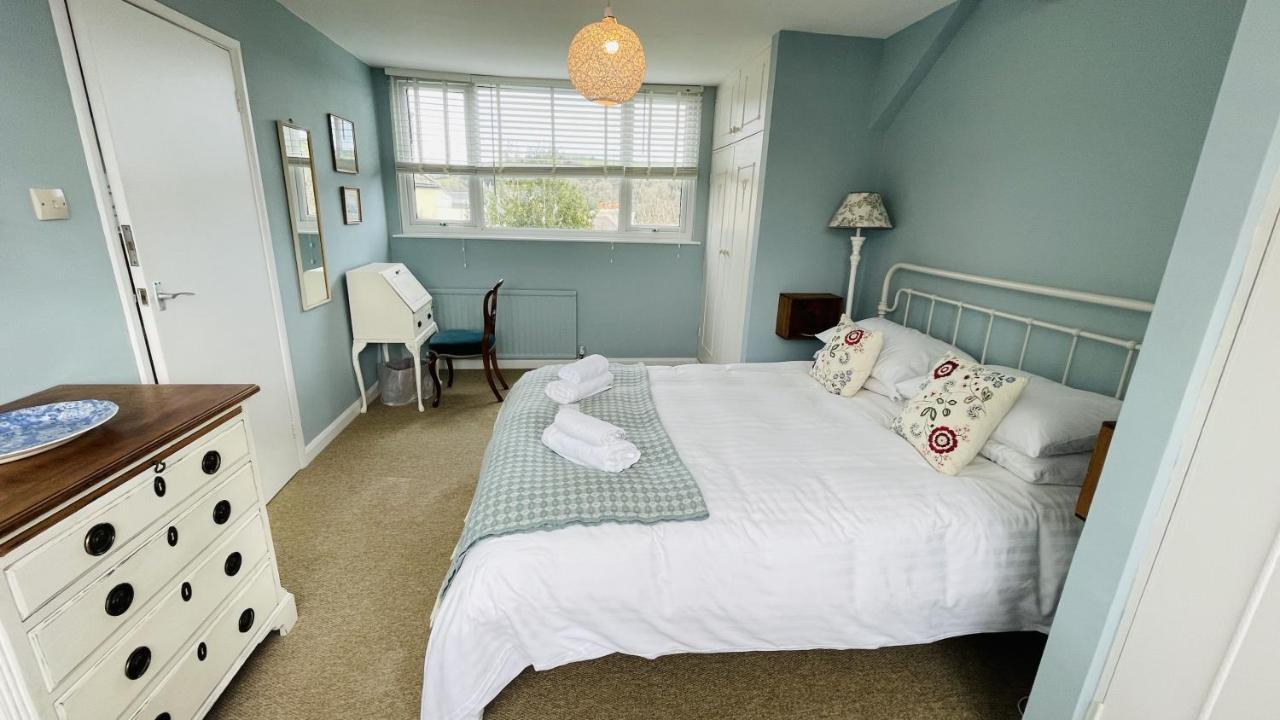 Number 20 - Central, Classic Style, Private And Parking Dartmouth Exteriör bild