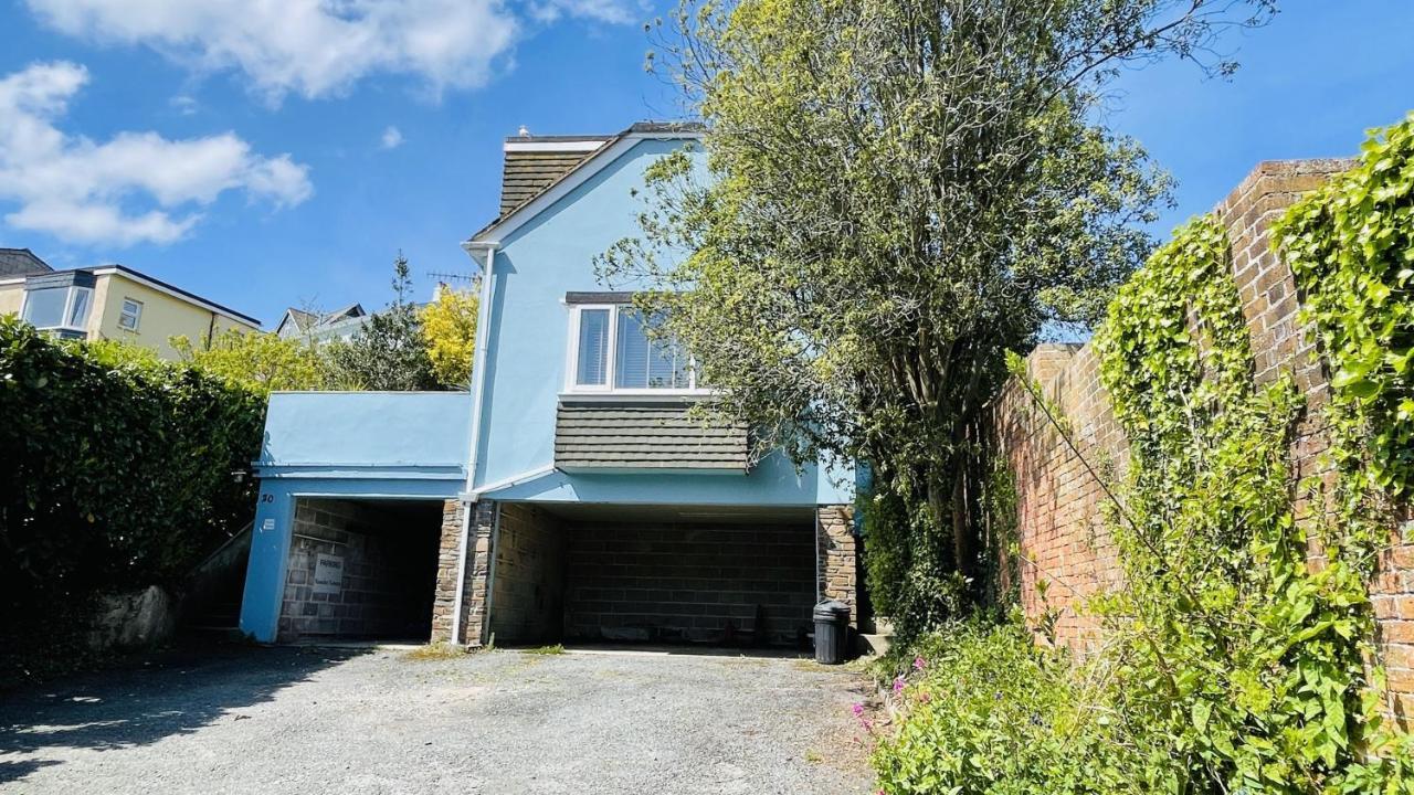 Number 20 - Central, Classic Style, Private And Parking Dartmouth Exteriör bild